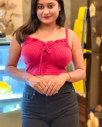 Call Girls Phagi